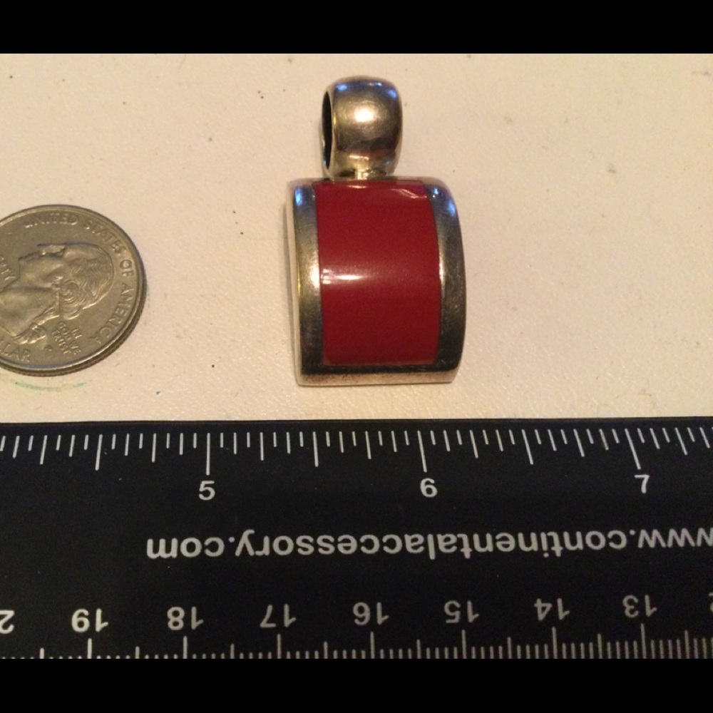 Beautiful Sterling Carnelian Pendant (C452)